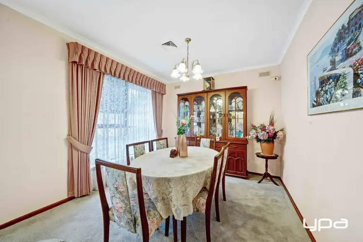 Fifth view of Homely house listing, 11 Talbot Close, Keilor Downs VIC 3038