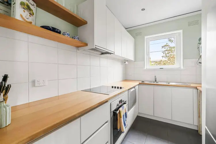 Fifth view of Homely apartment listing, 10/41 Riversdale Road, Hawthorn VIC 3122
