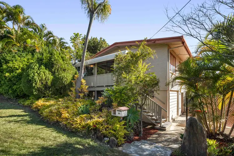 20 Turquoise Street, Holland Park QLD 4121