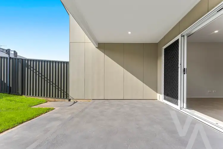 Sixth view of Homely semi-detached listing, 1/192 Denton Park Drive, Aberglasslyn NSW 2320