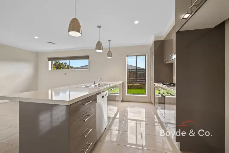 Sixth view of Homely house listing, 4 Willan Court, Warragul VIC 3820