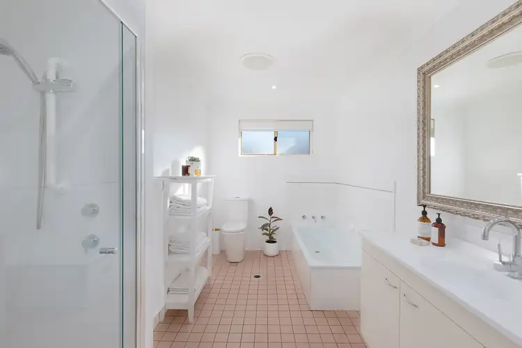 Fourth view of Homely villa listing, 11/3 Teal Close, Green Point NSW 2251