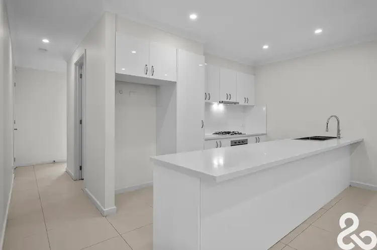 Third view of Homely townhouse listing, 3/15 Linoak Avenue, Lalor VIC 3075