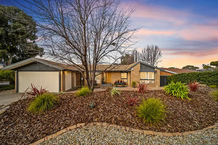 1 McIlveen Place, Oxley ACT 2903