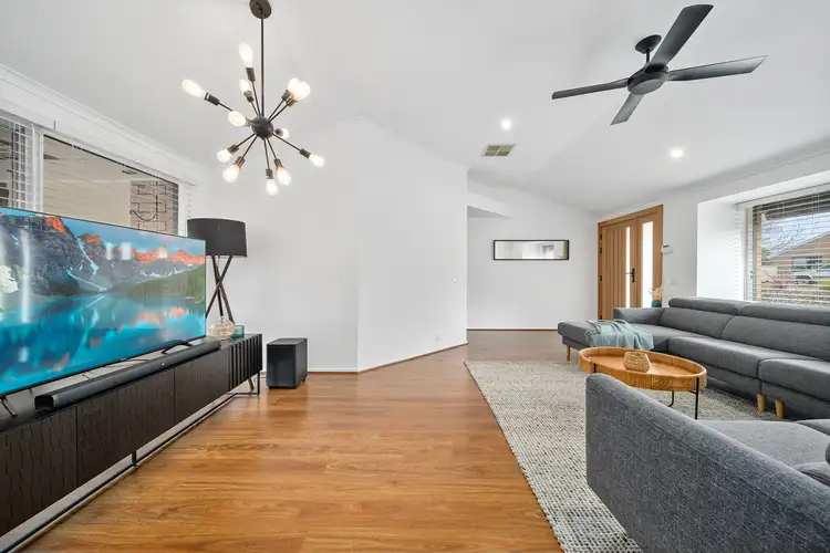 Fifth view of Homely house listing, 1 McIlveen Place, Oxley ACT 2903