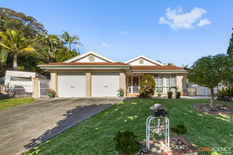 31 Silky Oak Drive, Caves Beach NSW 2281