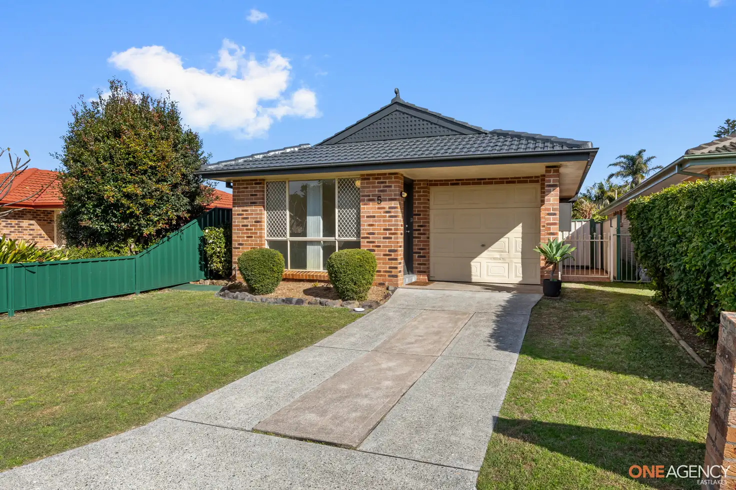 Main view of Homely house listing, 5 Anacla Close, Pelican NSW 2281
