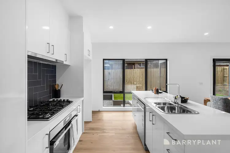 Fourth view of Homely house listing, 2/30 Sunbeam Avenue, Ringwood East VIC 3135