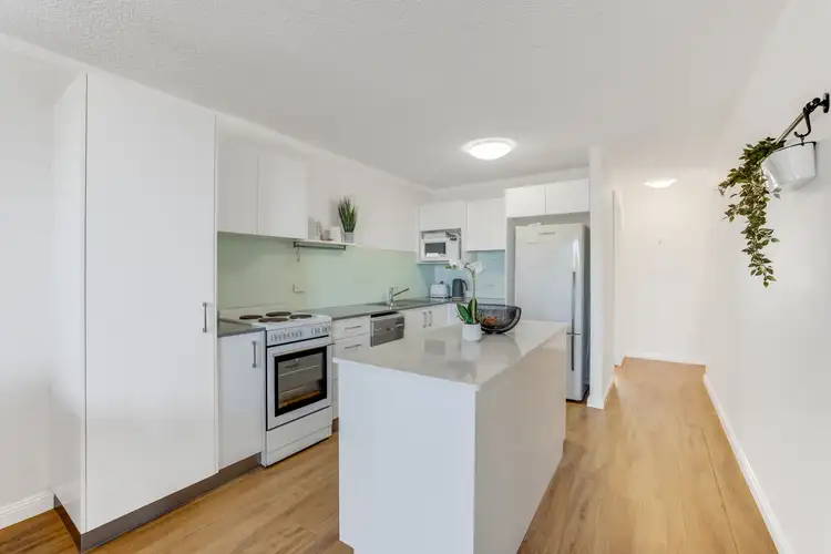 Sixth view of Homely unit listing, 2/14 Kalinda Avenue, Mooloolaba QLD 4557