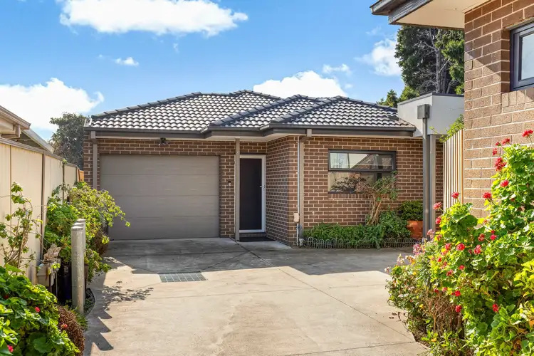Main view of Homely unit listing, 2/8 Shirley Street, St Albans VIC 3021
