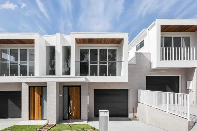9D Hillcrest Street, Wollongong NSW 2500