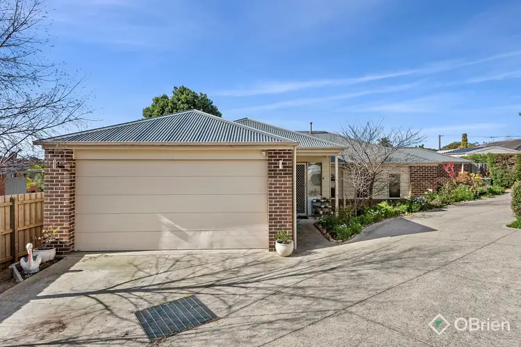 Main view of Homely unit listing, 2/6 Conway Court, Somerville VIC 3912