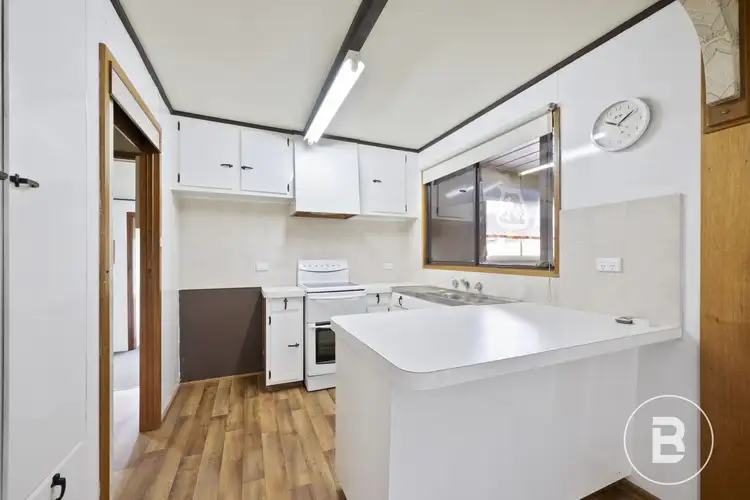 Fifth view of Homely house listing, 8 Holyrood Street, Maryborough VIC 3465