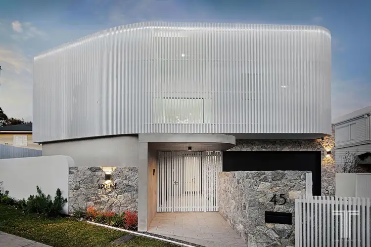 45 The Promenade, Camp Hill QLD 4152
