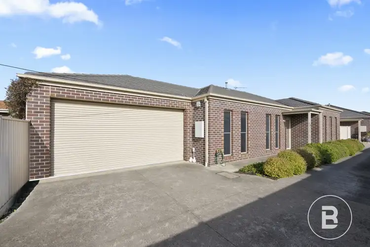 2/8 Alexandra Street, Sebastopol VIC 3356