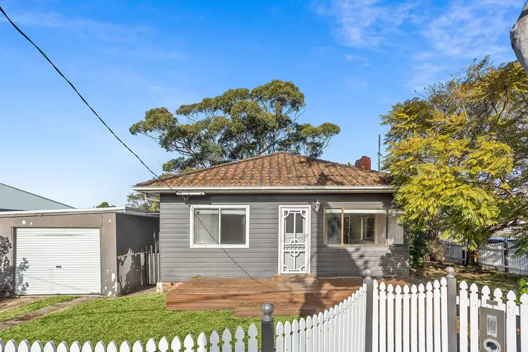 3 Weber Crescent, Towradgi NSW 2518