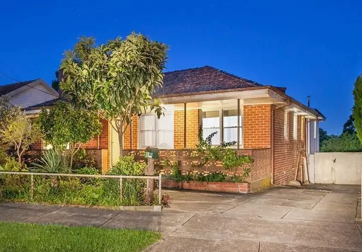 6 Winter Crescent, Reservoir VIC 3073