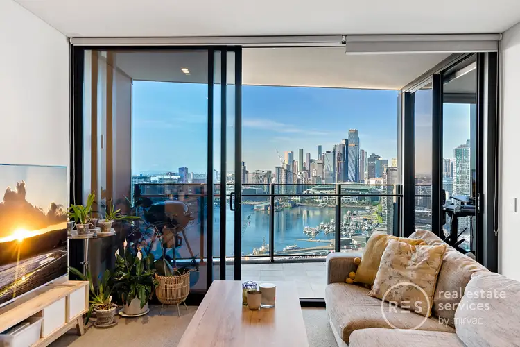 2702/103 South Wharf Drive