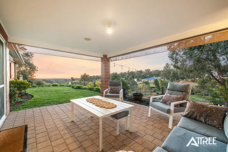 11 Grieve Way, Bedfordale WA 6112
