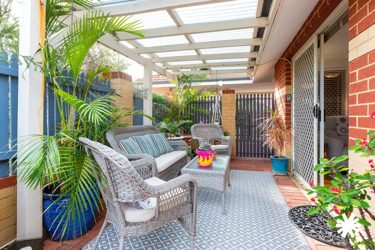 Sixth view of Homely villa listing, 1/39 Challenger Avenue, Manning WA 6152
