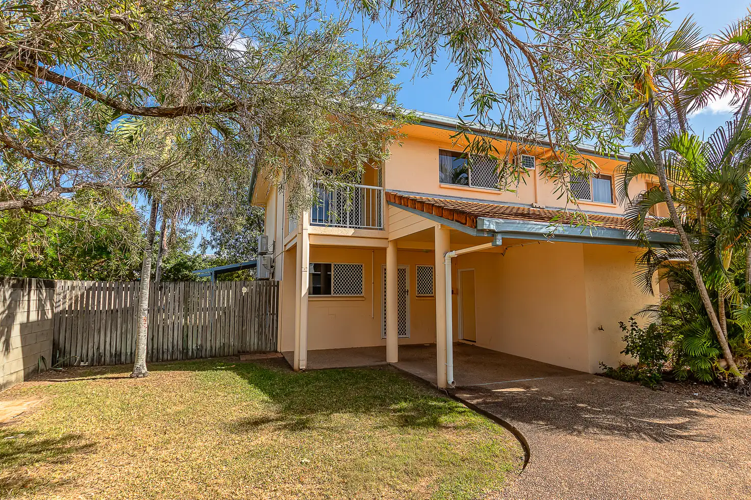 Main view of Homely townhouse listing, 6/10 Vivian Street, Pimlico QLD 4812
