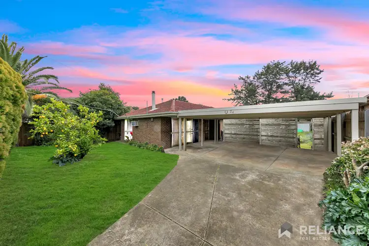 24 Blackwood Drive, Melton South VIC 3338