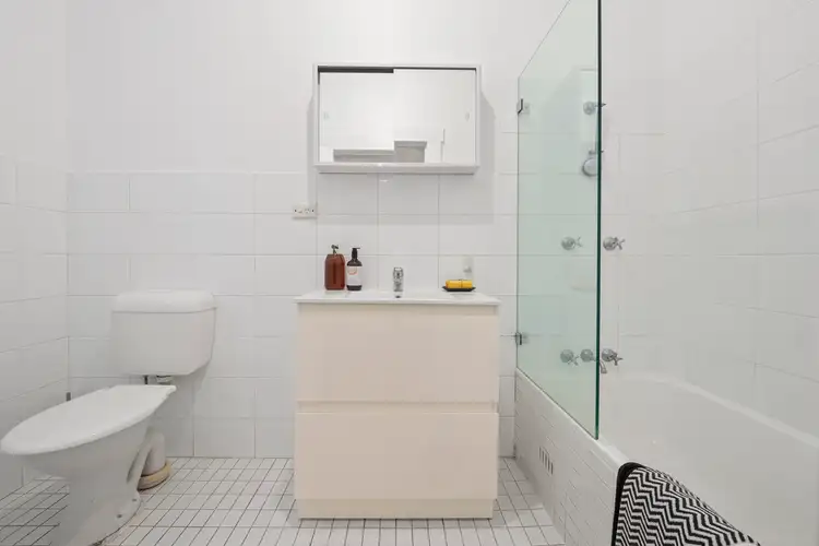 Sixth view of Homely apartment listing, 3/235-239 Darlinghurst Road, Darlinghurst NSW 2010