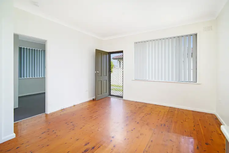 Fourth view of Homely unit listing, 1/162 Pur Pur Avenue, Lake Illawarra NSW 2528