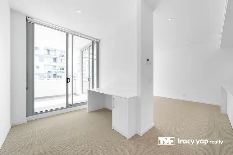 Fourth view of Homely apartment listing, 612/1 Saunders Close, Macquarie Park NSW 2113
