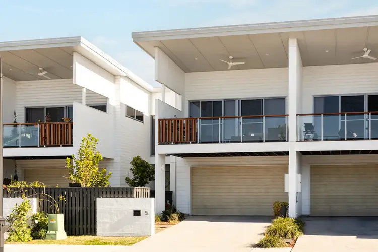 5 Aegean Avenue, Newport QLD 4020