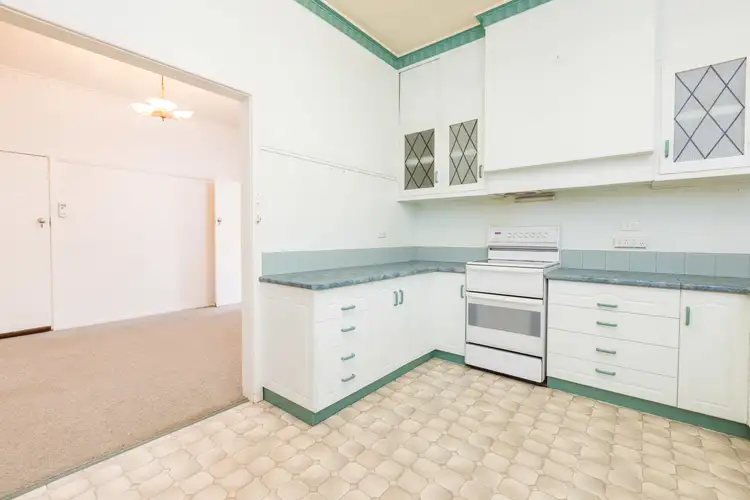 Fifth view of Homely house listing, 3 Kelvin Avenue, Mildura VIC 3500