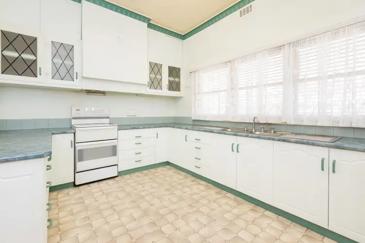 Sixth view of Homely house listing, 3 Kelvin Avenue, Mildura VIC 3500