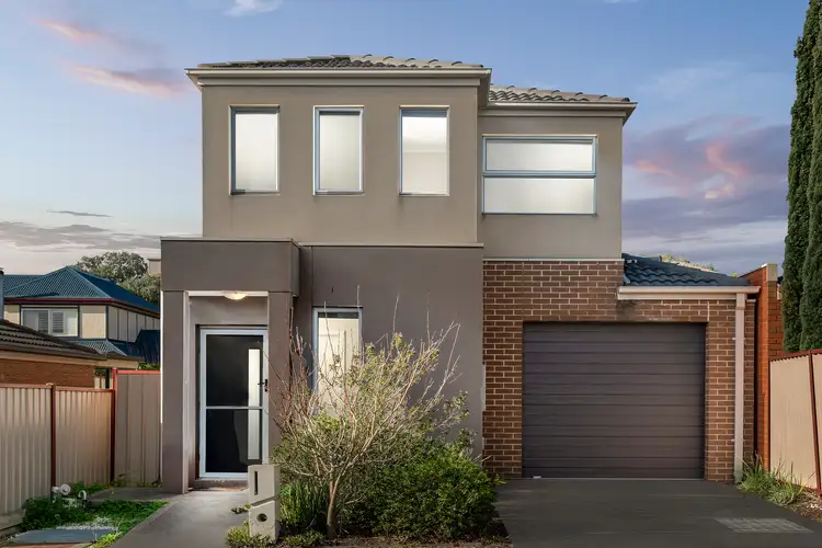 13B Wattle Grove, Point Cook VIC 3030