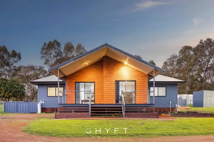 11 Callow Drive, Bullsbrook WA 6084