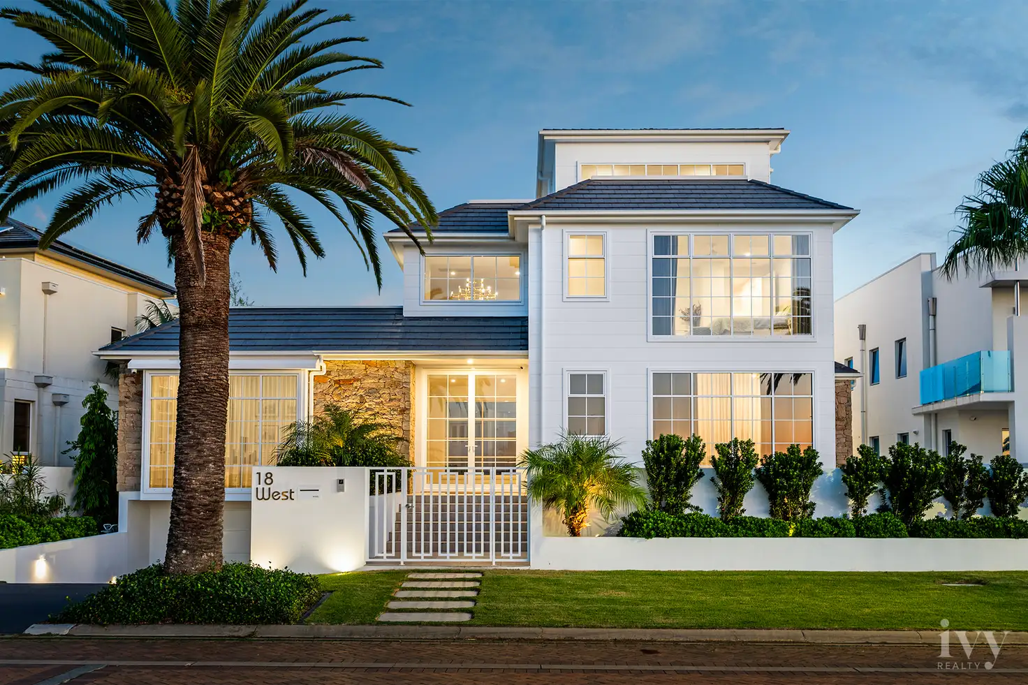 Main view of Homely house listing, 18 Knightsbridge Parade West, Sovereign Islands QLD 4216
