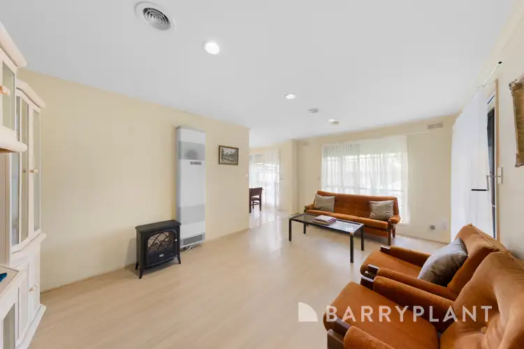 Third view of Homely house listing, 3 Mica Court, Kings Park VIC 3021