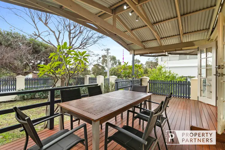 5 Stoneman Street, Karrinyup WA 6018