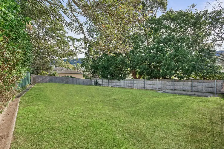 16a Raymond Road, Thirroul NSW 2515