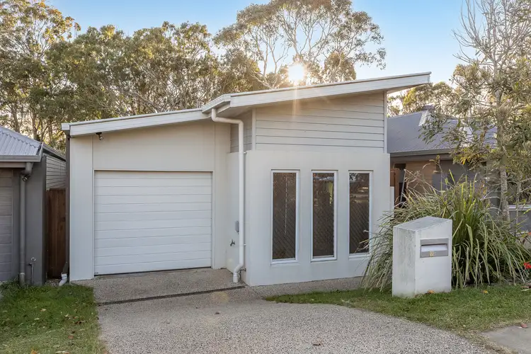 25 Carlin Street, Glenvale QLD 4350