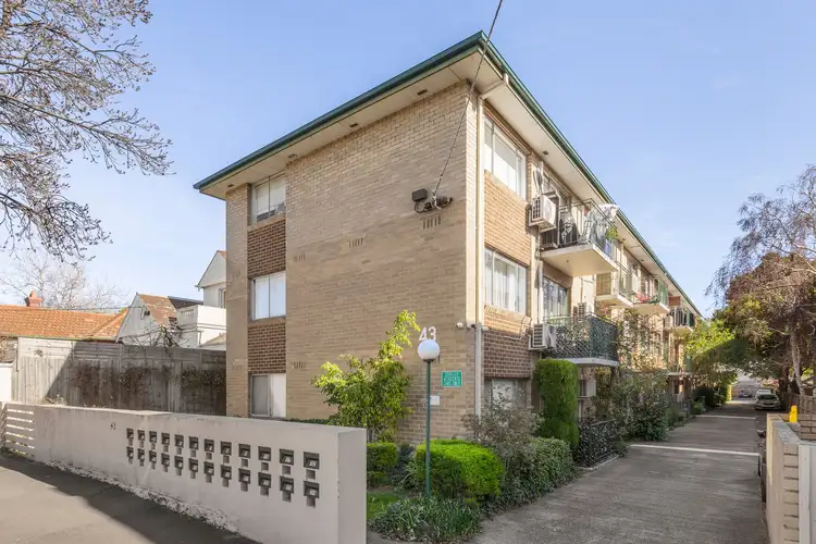 8/43 Williams Road