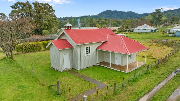 6 Moonan Street, Moonan Flat NSW 2337