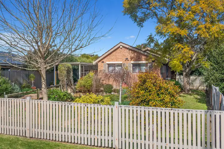 11 Wattle Street, Colo Vale NSW 2575