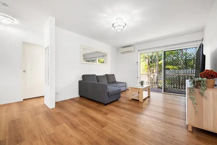 Sixth view of Homely unit listing, 3/28 Birdwood Street, Coorparoo QLD 4151