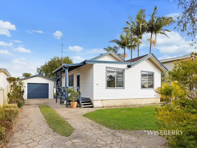 16 Ourringo Avenue