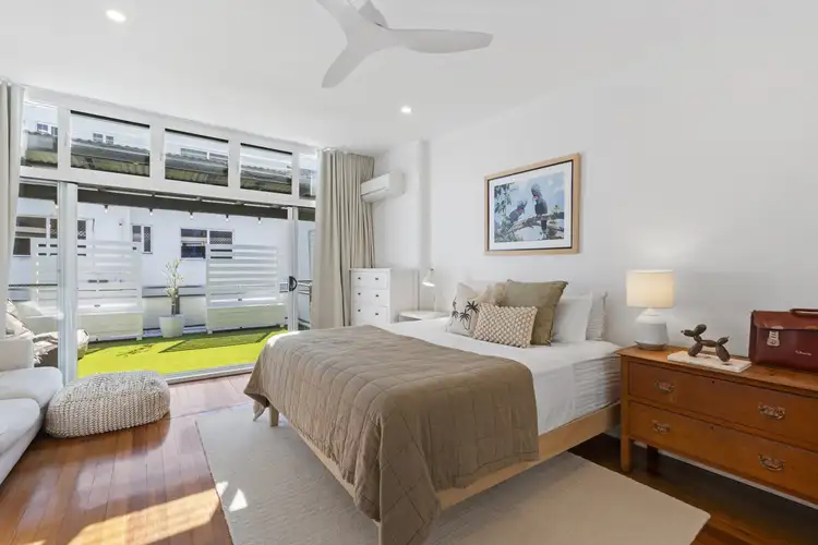 Fourth view of Homely apartment listing, 3/104 Albatross Avenue, Mermaid Beach QLD 4218