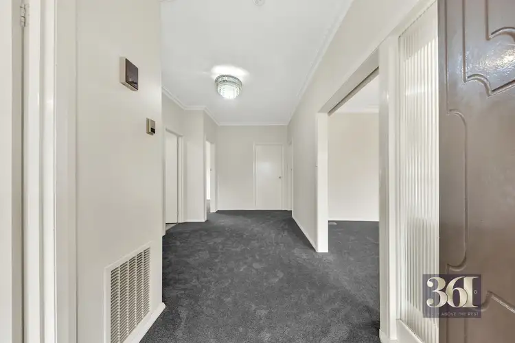 Second view of Homely house listing, 32 Moffatt Crescent, Hoppers Crossing VIC 3029