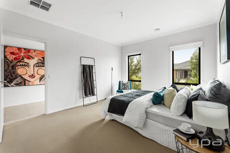 Fifth view of Homely house listing, 6 Overland Chase, Werribee VIC 3030