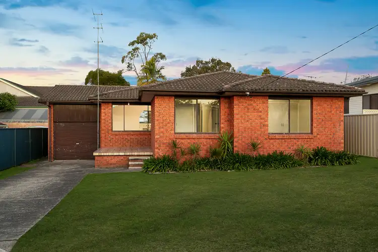 14 Yeramba Road, Summerland Point NSW 2259