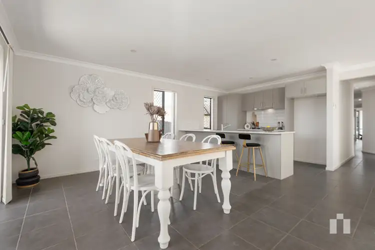 Fifth view of Homely house listing, 4 Holding Way, Doreen VIC 3754