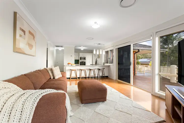 Third view of Homely house listing, 25 Woodoak Close, Tingira Heights NSW 2290